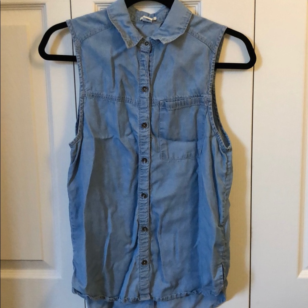 Forever 21 Button Down Chambray Tank